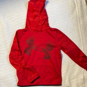 BOYS UNDER ARMOUR HOODIE